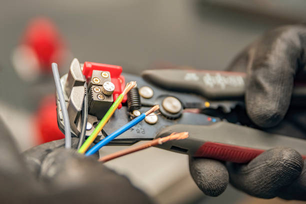 Best Affordable Emergency Electrician  in Brockway, PA